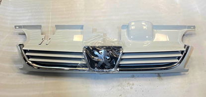 تصویر از جلو پنجره SLX 405 سفید بی نی سی