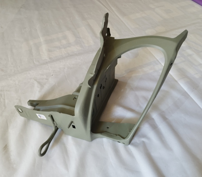 تصویر از نیم شاسی 206 بی نی سی راست(4تیکه)