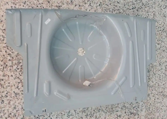 تصویر از سینی عقب دنا شرکتی