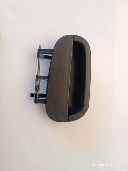 تصویر از دستگیره بیرونی تیبا بی نی سی راست