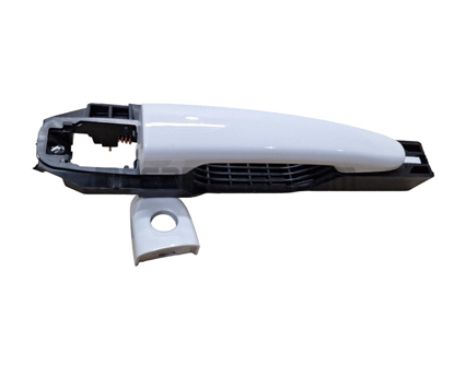 تصویر از دستگیره بیرونی عقب سورن پلاس-دناسفید بی نی سی چپ