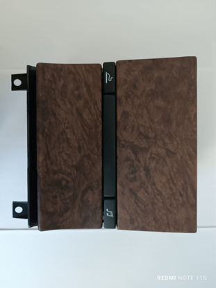 تصویر از قاب جای رادیو و زیرسیگاری پارس چوبی مات فرنام