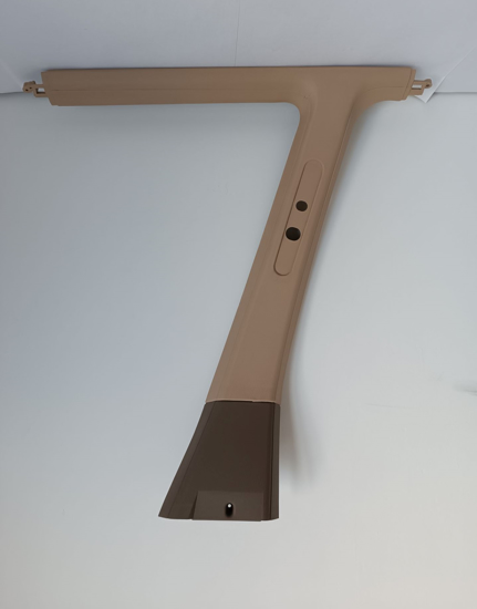 تصویر از قاب روکش بالای ستون وسط 405 و پارس بژ روشن فرنام L