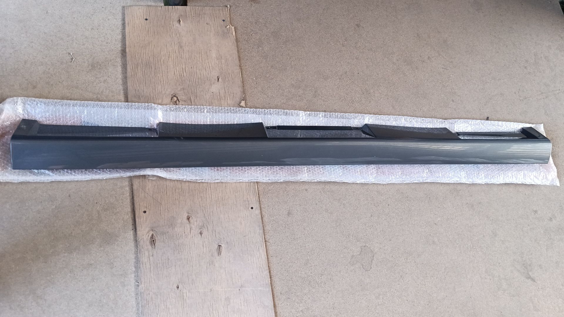 تصویر از فلاپ رکاب دنا _دناپلاس خاکستری نفیس خودرو  چپ